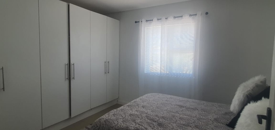 2 Bedroom Property for Sale in Wetton Western Cape